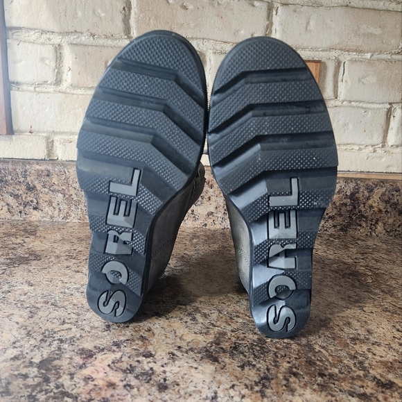 Joan of arctic wedge - Picture 5 of 10